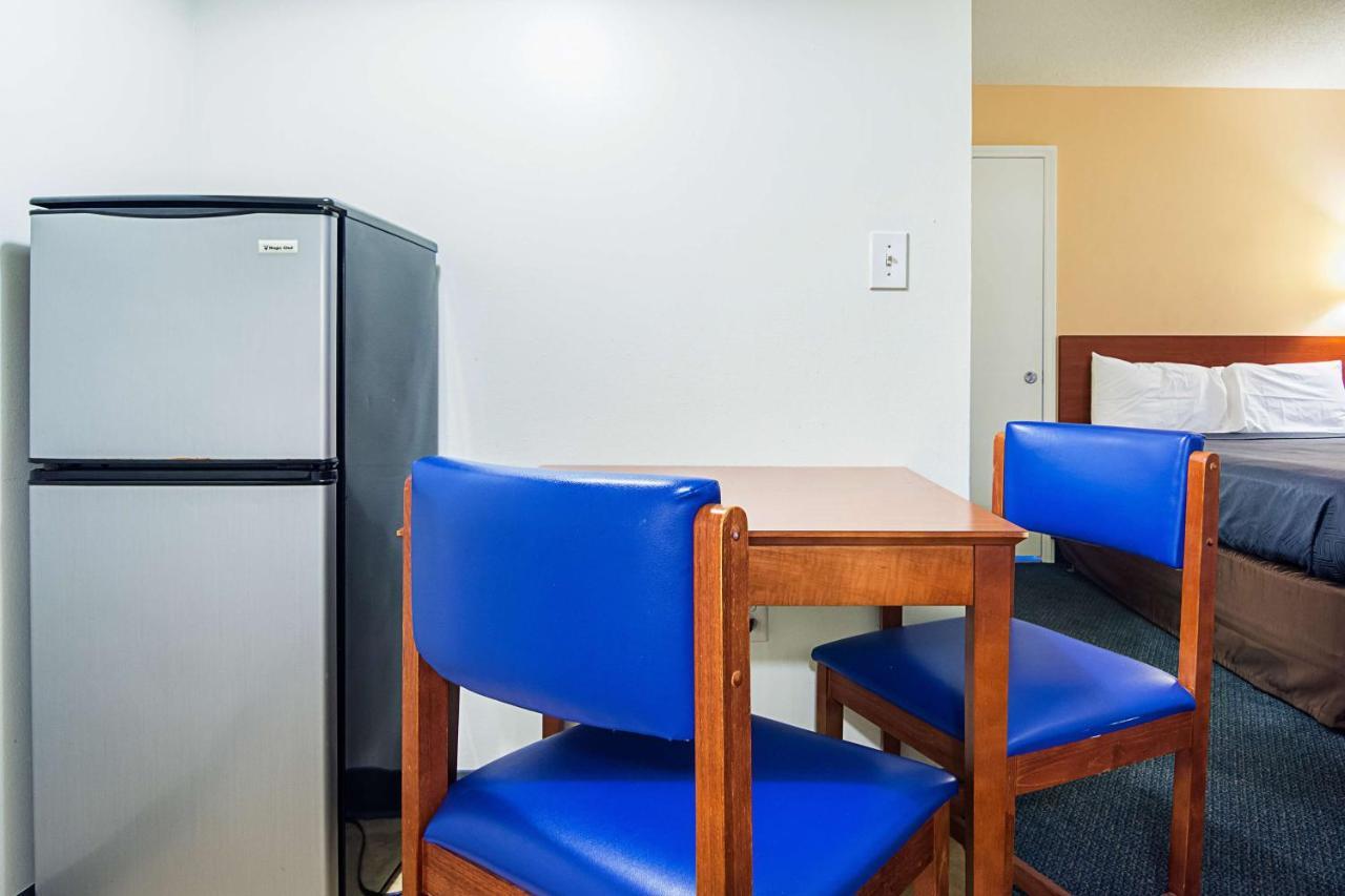 Motel 6-Fayetteville, Nc - Fort Liberty Area Экстерьер фото